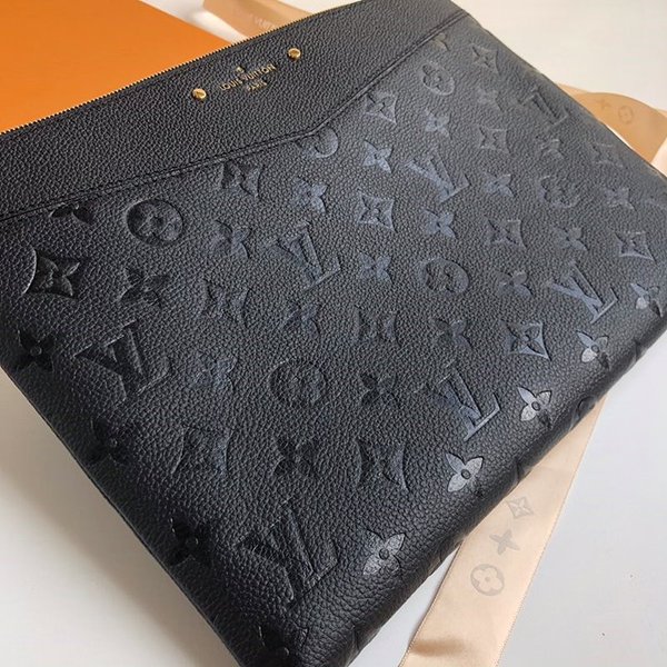 루이비통 데일리 파우치 [매장가 110만원대]