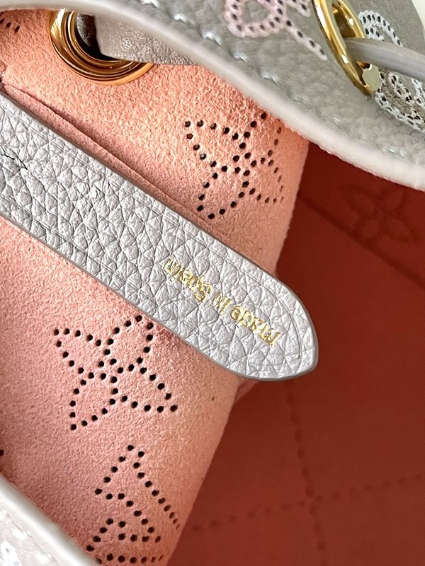 루이비통 피코 벨라[매장가 350만원대]