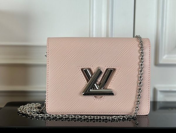 루이비통 트위스트 벨트 체인 파우치 핑크 [매장가 250만원대]