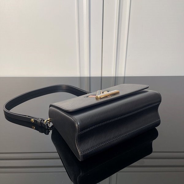 루이비통 트위스트 MM 스마트 스트랩 체인 NL 블랙 [매장가 630만원대]