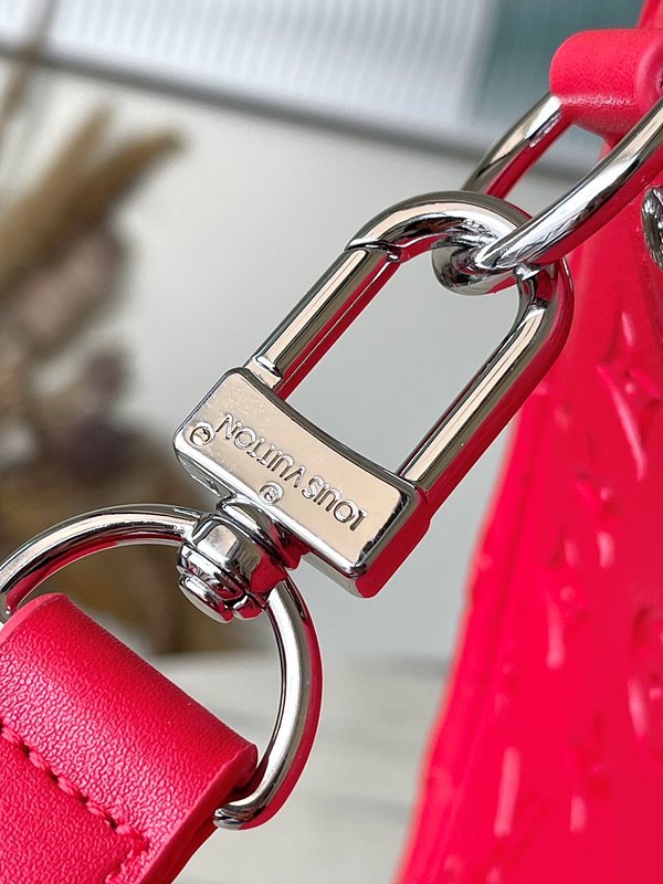 루이비통 키폴 반둘리에 50 레드 [매장가 530만원대]