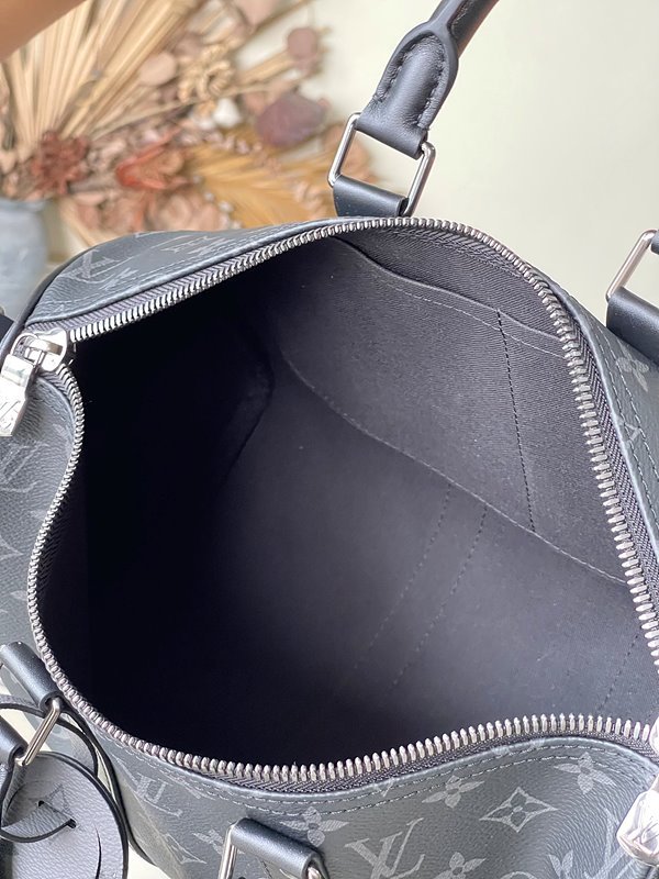 루이비통 키폴 반둘리에 35 [매장가 320만원대]