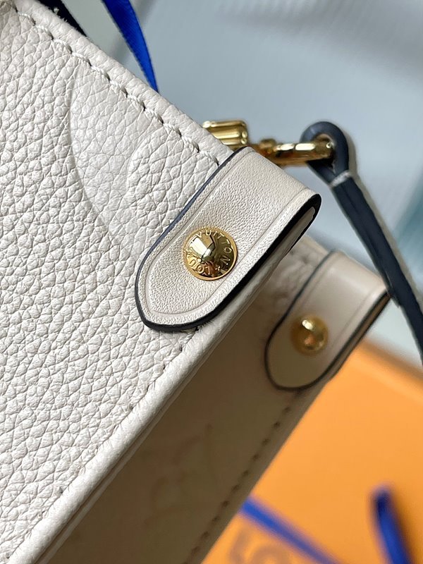 루이비통 온더고 PM 크림 [매장가 410만원대]