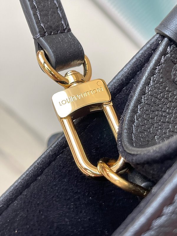 루이비통 온더고 PM 블랙 [매장가 410만원대]