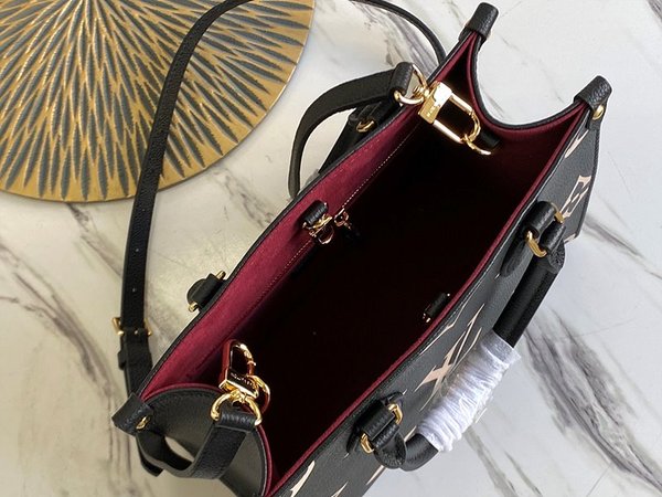 루이비통 온더고 PM 블랙베이지 [매장가 430만원대]