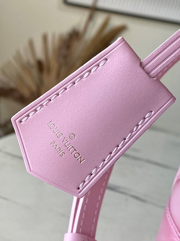 루이비통 알마 BB 로사벨라 [매장가 560만원대]