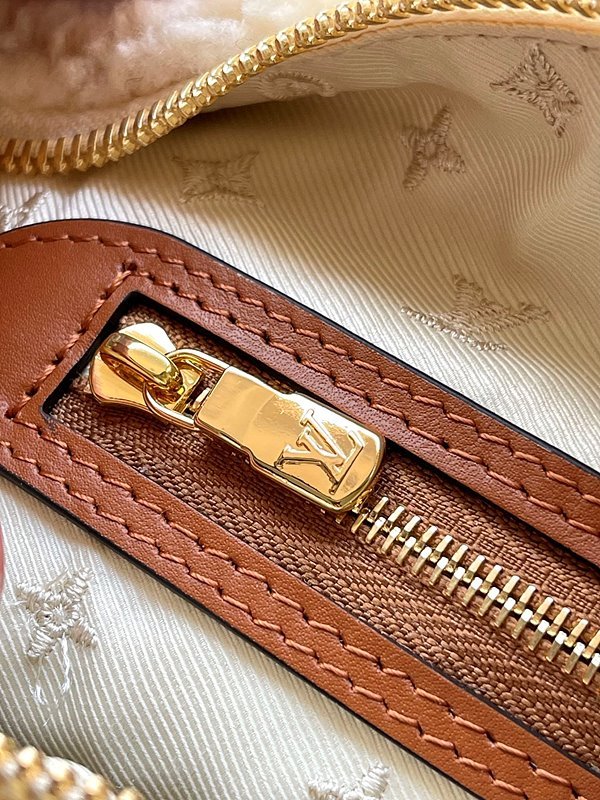 루이비통 스피디 반둘리에 25 [매장가 530만원대]