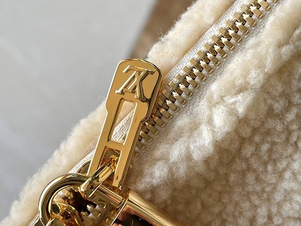 루이비통 스피디 반둘리에 25 [매장가 530만원대]