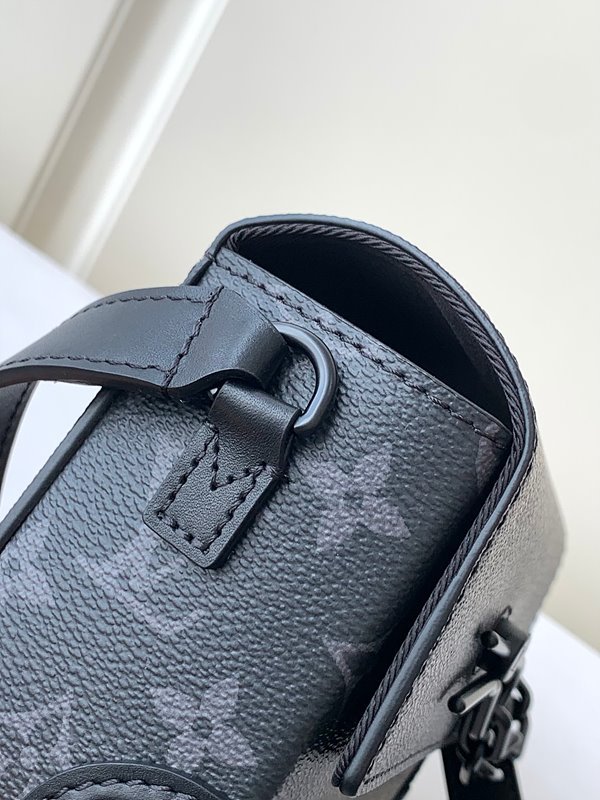 루이비통 스티머 웨어러블 월릿 블랙 [매장가 250만원대]