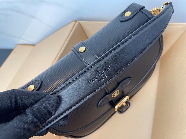 루이비통 소뮈르 BB 블랙 [매장가 350만원대]