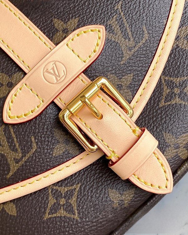 루이비통 소뮈르 BB 모노그램 [매장가 320만원대]