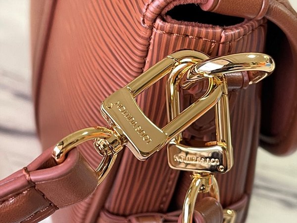 루이비통 소뮈르 BB 꼬냑 [매장가 350만원대]