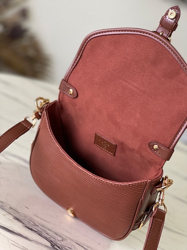 루이비통 소뮈르 BB 꼬냑 [매장가 350만원대]