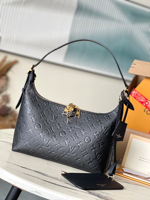 루이비통 삭 스포츠 블랙 [매장가 350만원대]