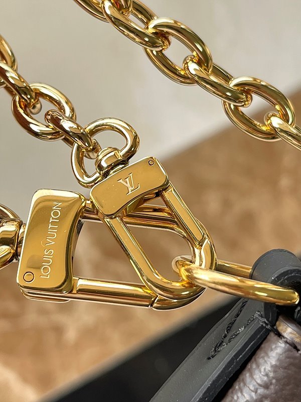 루이비통 불로뉴 블랙 [매장가 310만원대]