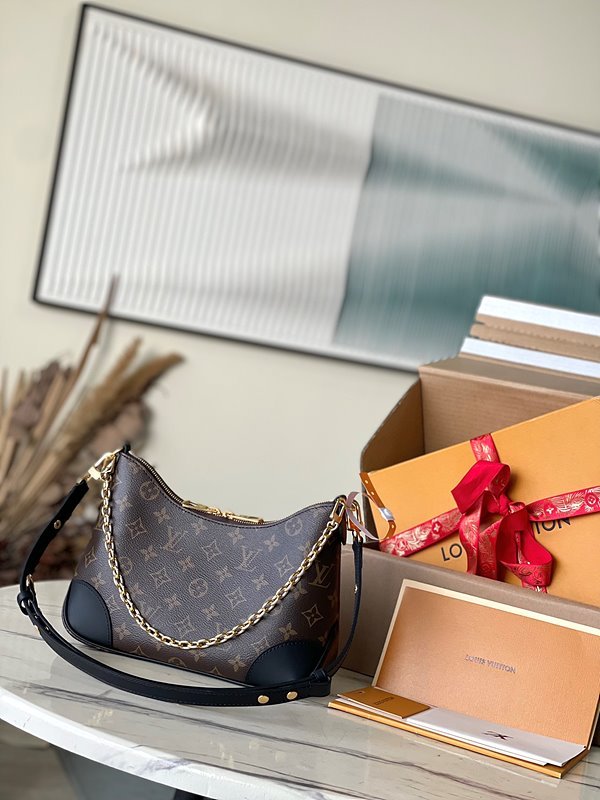 루이비통 불로뉴 블랙 [매장가 310만원대]