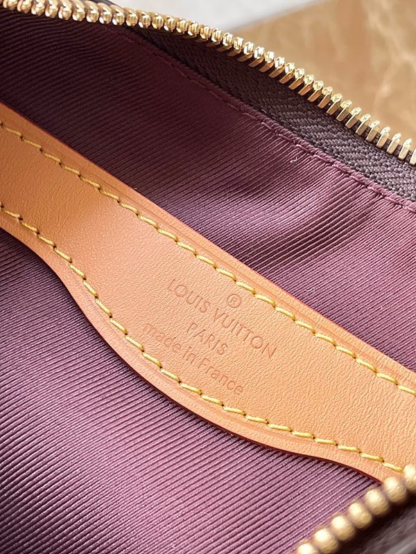 루이비통 불로뉴 내추럴 [매장가 310만원대]