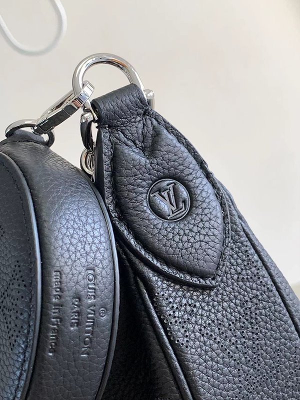 루이비통 바이아 PM 블랙 [매장가 530만원대]