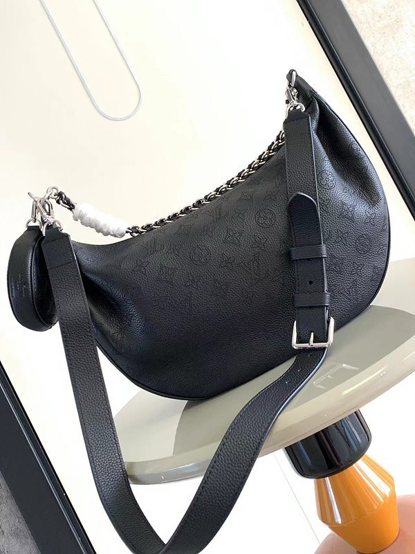 루이비통 바이아 MM 블랙 [매장가 620만원대]