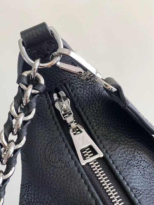 루이비통 바이아 MM 블랙 [매장가 620만원대]