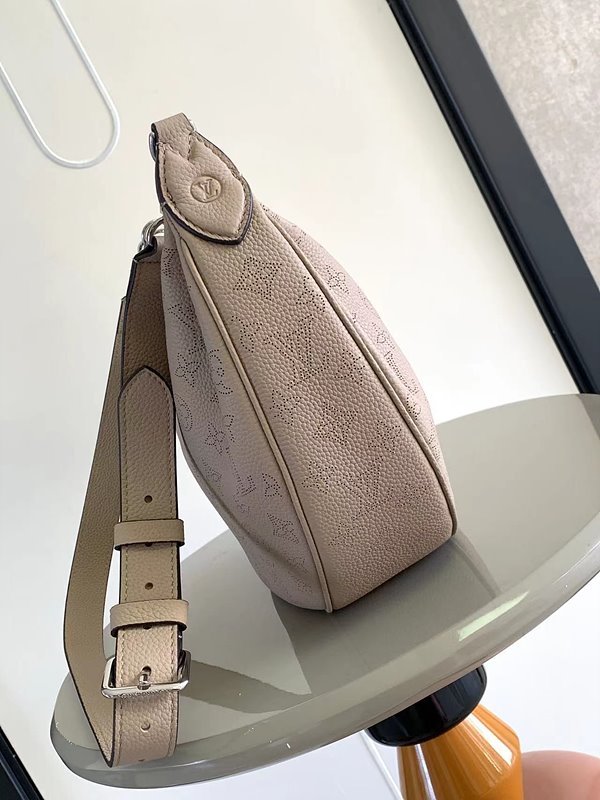 루이비통 바이아 MM 갈렛 [매장가 620만원대]