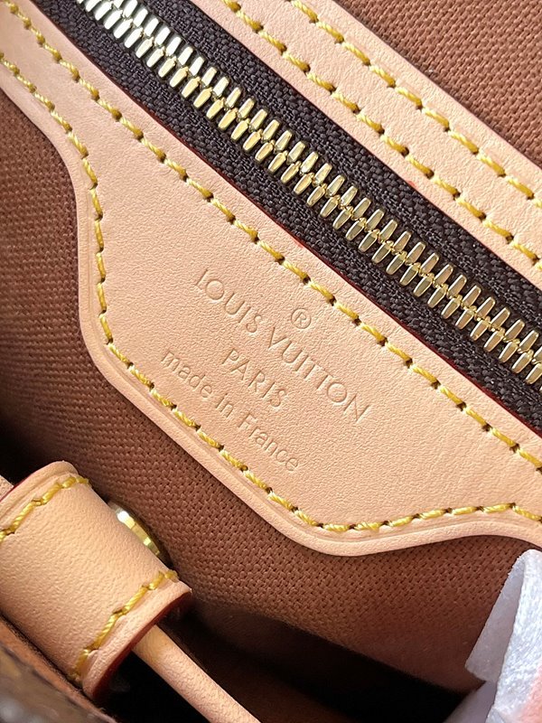 루이비통 바빈 PM [매장가 230만원대]