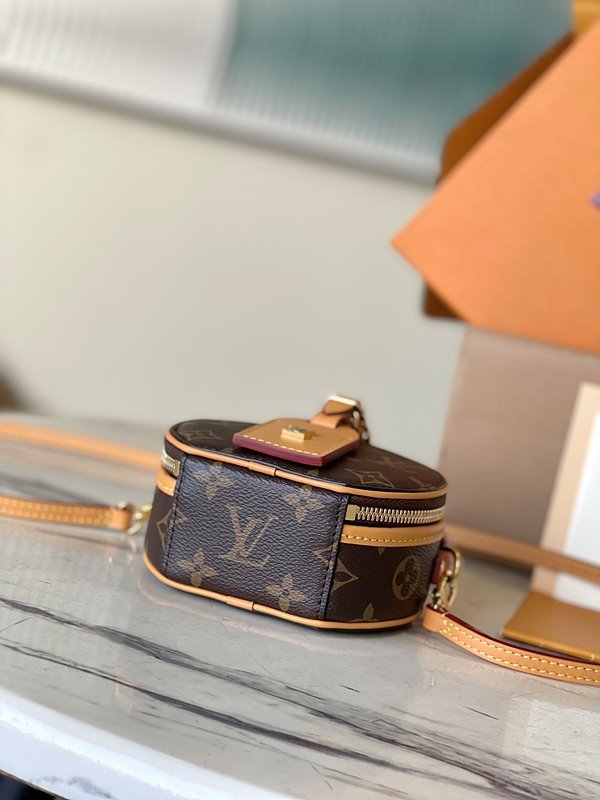 루이비통 미니 부아뜨 샤포 모노그램 [매장가 300만원대]