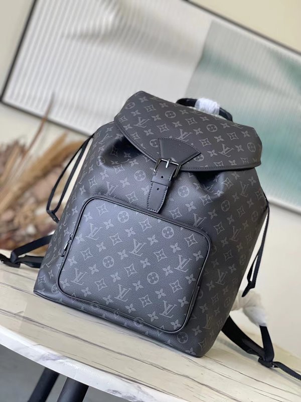 루이비통 몽수리 백팩 [매장가 420만원대]