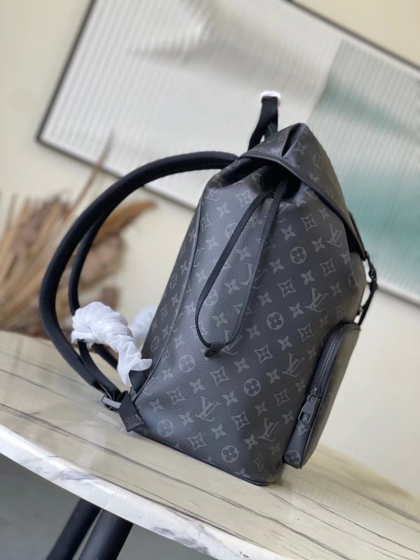 루이비통 몽수리 백팩 [매장가 420만원대]
