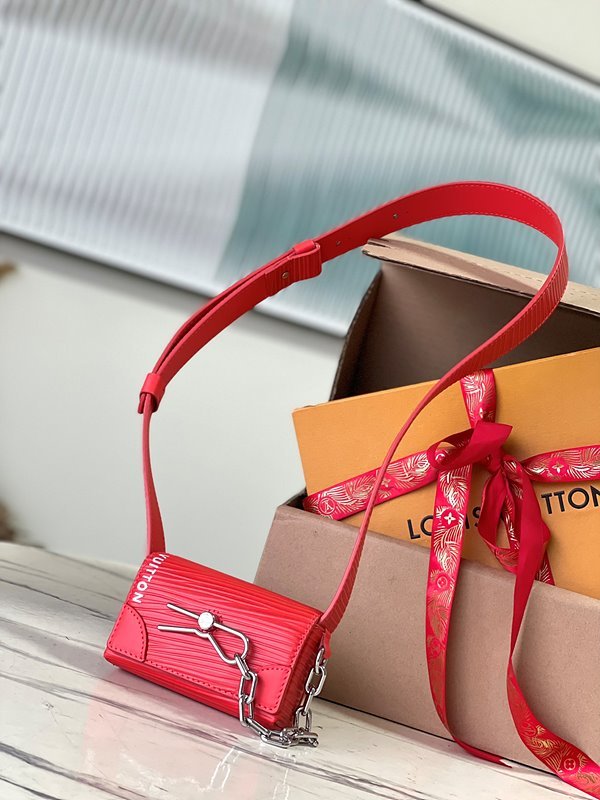 루이비통 마이크로 스티머 [매장가 250만원대]