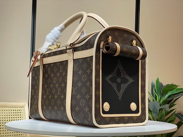 루이비통 도그캐리어 40 [매장가 460만원대]