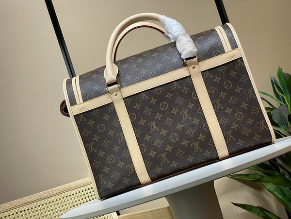 루이비통 도그캐리어 40 [매장가 460만원대]