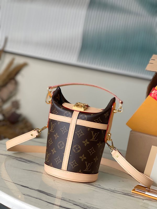 루이비통 더플백 [매장가 360만원대]