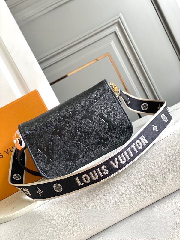 루이비통 다이앤 블랙 [매장가 350만원대]