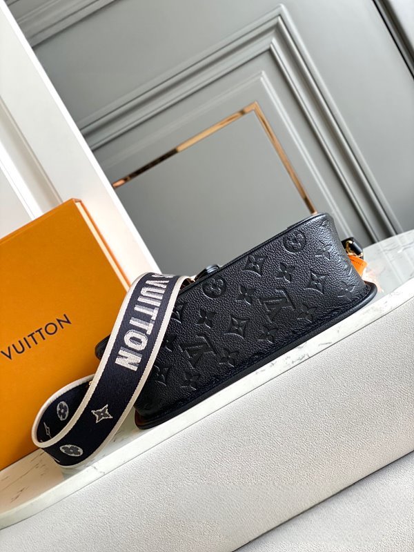 루이비통 다이앤 블랙 [매장가 350만원대]