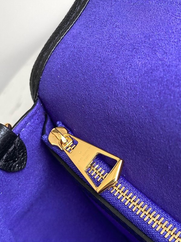 루이비통 다이앤 블랙 [매장가 350만원대]