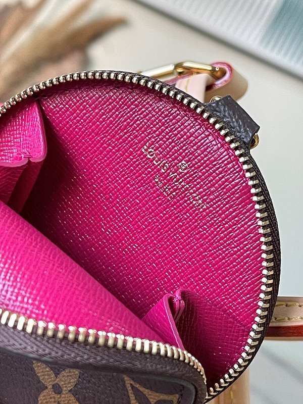 루이비통 네버풀 BB 모노그램 로즈스트랩 [매장가 330만원대]