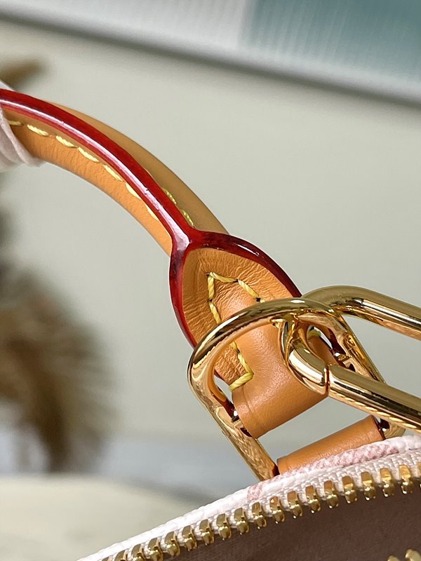 루이비통 나노 알마 기타모노그램 캔버스 [매장가 250만원대]