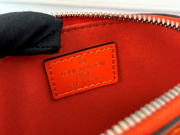 루이비통 나노 알마 오렌지레드 [매장가 250만원대]
