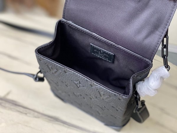 루이비통 나노 스티머 [매장가 350만원대]