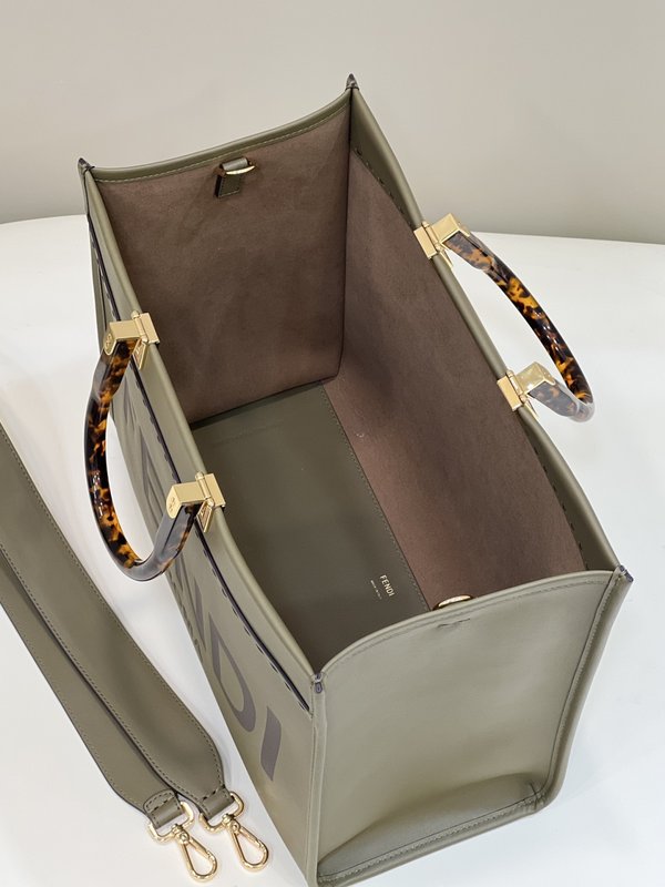 펜디 Fendi 선샤인 쇼퍼 백 미디움 / 올리브그린 [매장가413만원대]