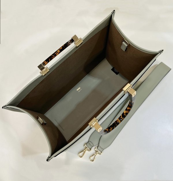 펜디 Fendi 선샤인 쇼퍼 백 미디움 / 민트그린 [매장가413만원대]