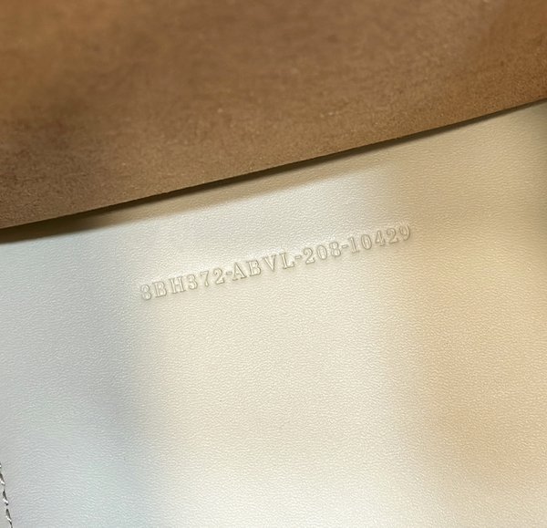 펜디 Fendi 선샤인 쇼퍼 백 미디움 / 민트그린 [매장가413만원대]