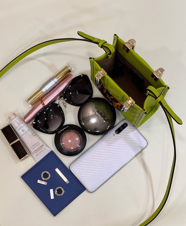 펜디 Fendi 미니 선샤인 쇼퍼 백 / 그린 [매장가230만원대]