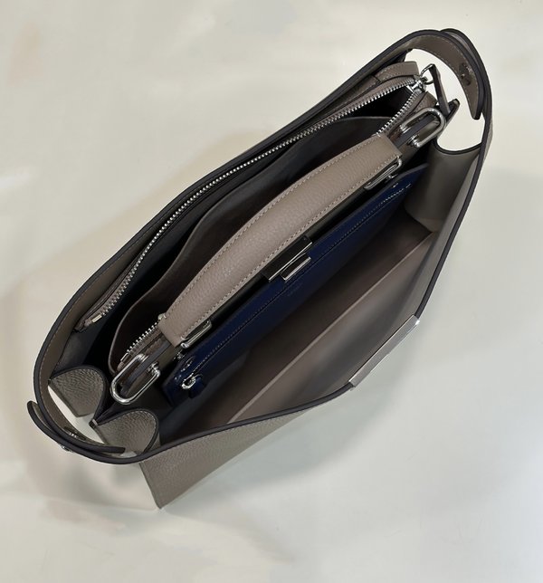 펜디 Fendi 피카부 I See U 미디엄 백 / 베이지 [800만원대]