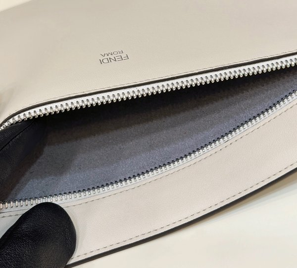 펜디 Fendi 피카부 I See U 미디엄 백 / 그레이 [800만원대]