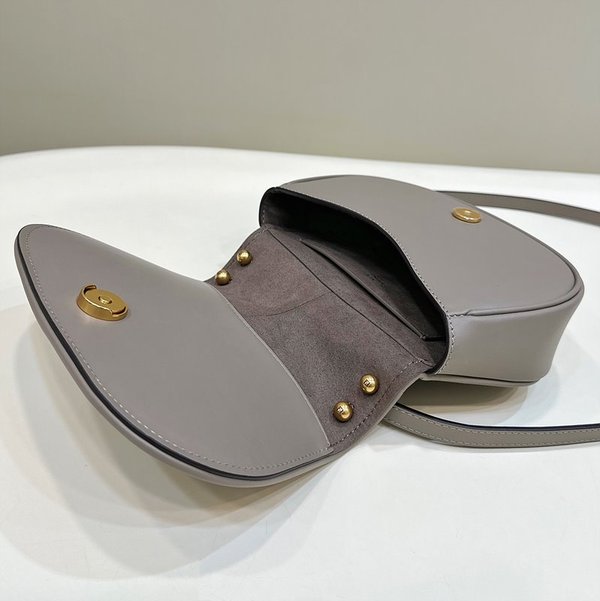 펜디 커’몬 미니 백 / 그레이 [매장가330만원대]