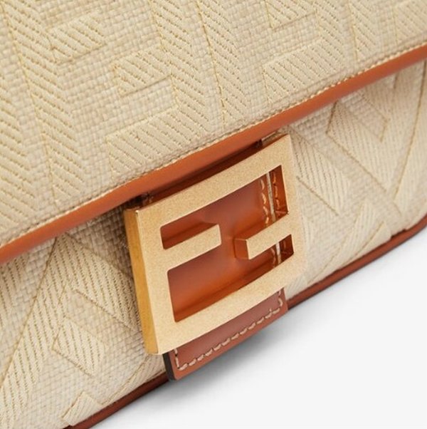 펜디 바게트 백 / 내츄럴베이지FF [매장가450만원대]