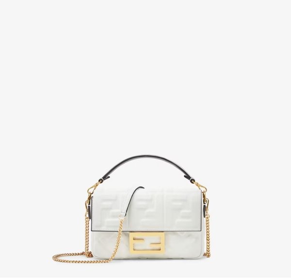 펜디 바게트 미니 체인 백 / 화이트 [매장가320만원대]