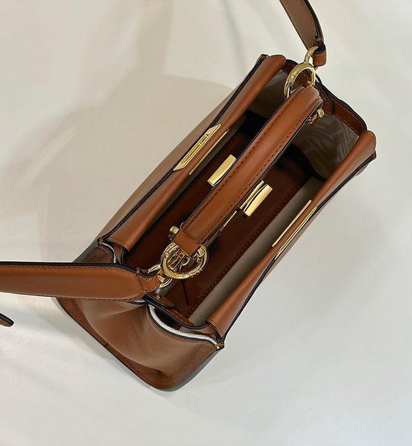 펜디 미니 피카부 백 / 브라운 [매장가640만원대]